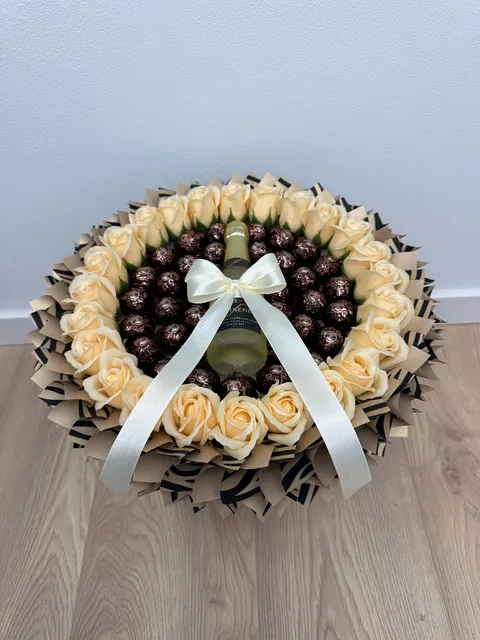 Bukiet Elegancja z Winem